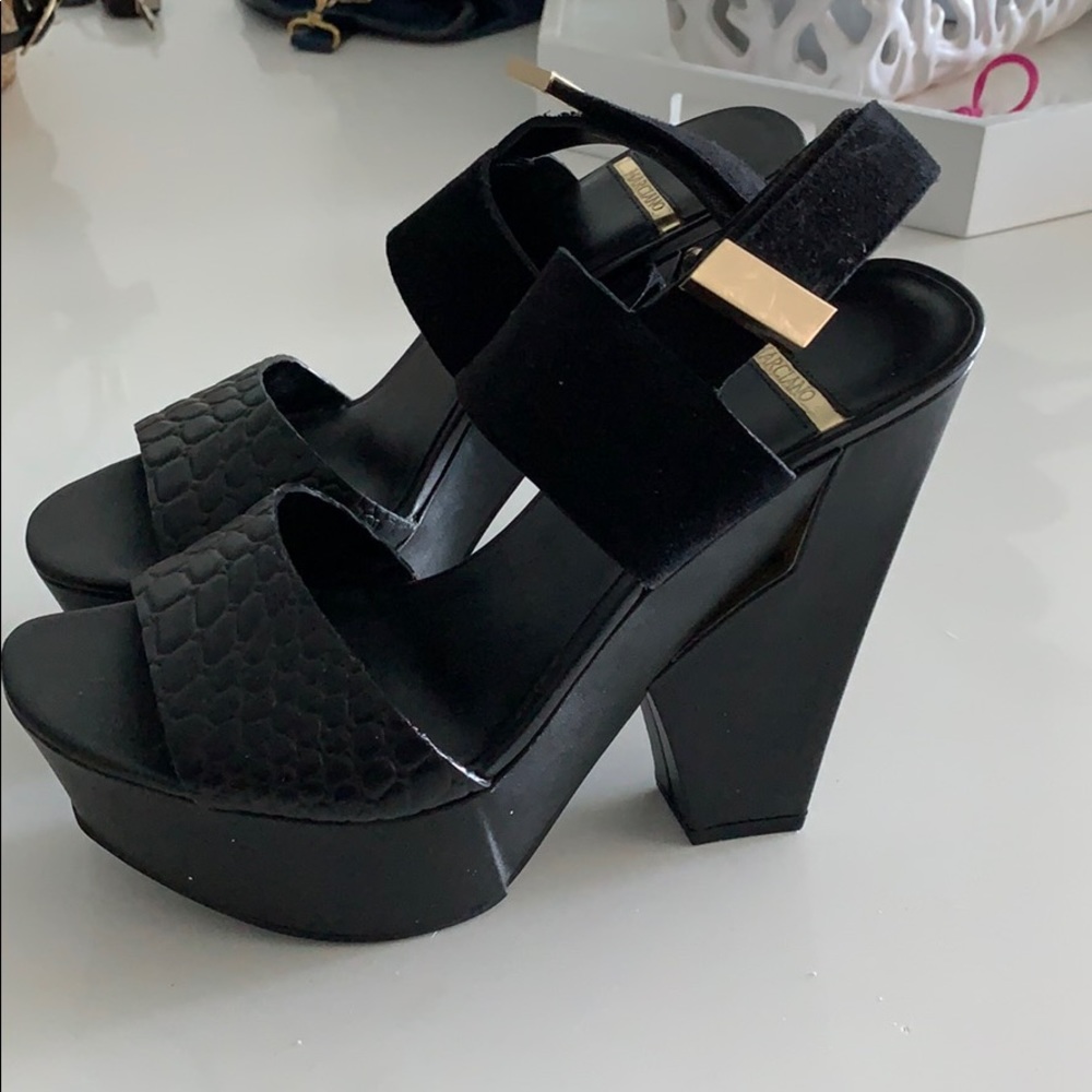 Marciano platforms